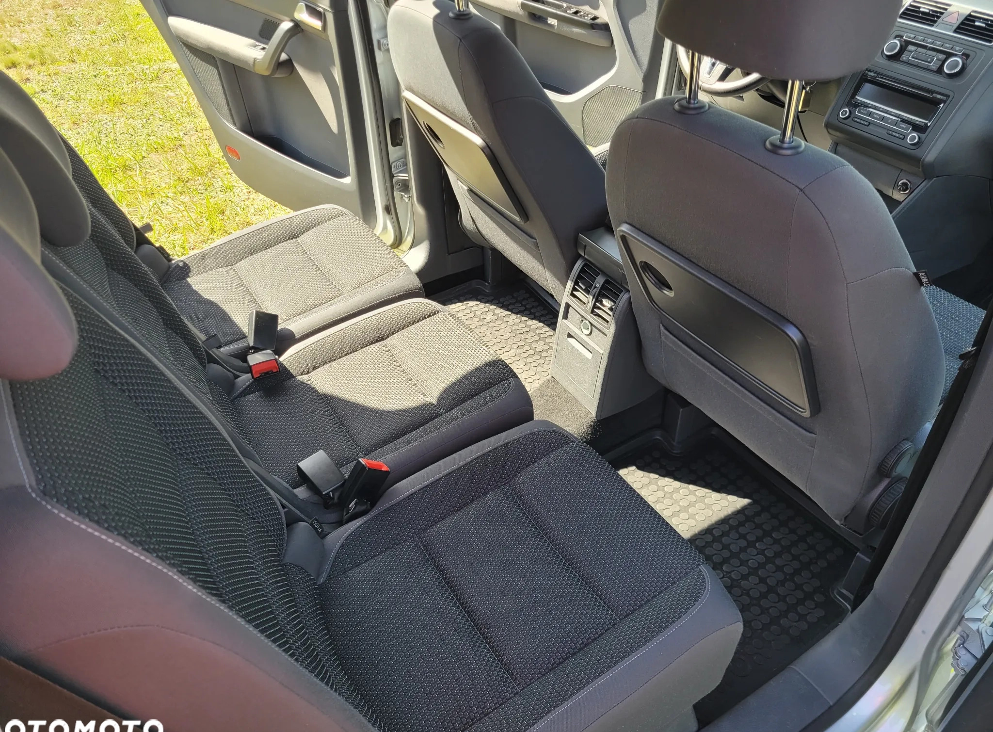Volkswagen Touran cena 31300 przebieg: 184089, rok produkcji 2011 z Lubień Kujawski małe 191